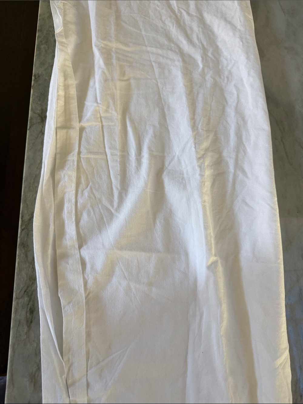 Gilligan & O'Malley White Smocked V-Neck nightgown 💯 %cotton - Picture 16 of 16